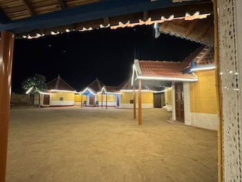 Rann Sanji Stay,,2 star