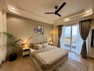 Bedchambers Serviced Apartments, Dlf Cybercity,,3 star