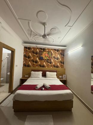 Hotel Earth By Aashiyana,,5 star