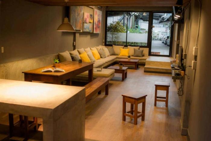 In A Box Hostel,Bangkok Noi>>Bangkok,2 star