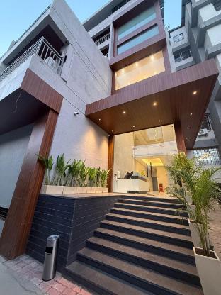 Hotel Stoneleaf,,3 star