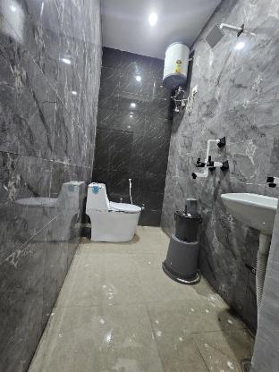 Radharas Stay-Homestay In Vrindavan Parikrama Marg,,5 star