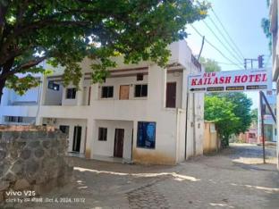 New Kailash Hotel Ellora Verul Maharashtra,,5 star