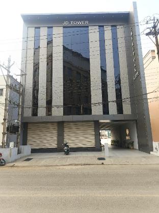 The Red Oak Hotel,,5 star