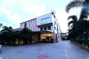 Topline Resort, Dhule,,3 star