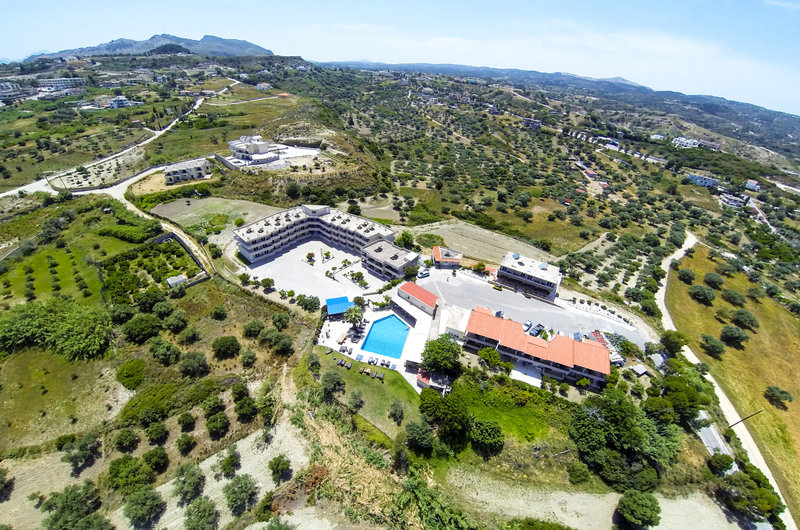 hillside studios and apartments