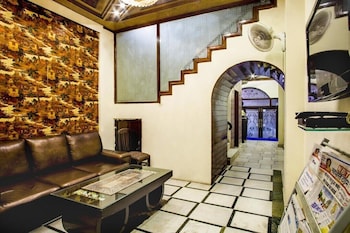 hotel delhi darbar near karolbagh metro