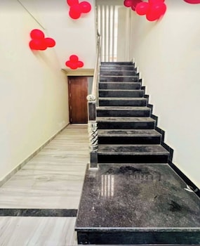 shree gangesh inn