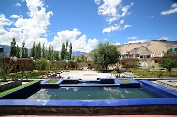 the grand orchard resort