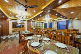 triangle retreat royal habib residency