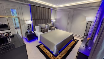 Kings Mansion,,3 star