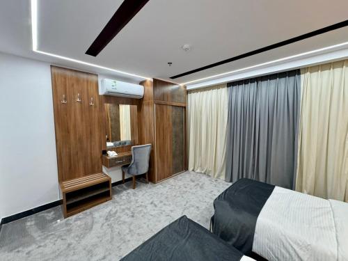room-image