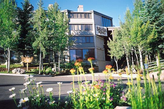 Silver King By All Seasons Resort Lodging,1485 Empire Ave,4 star