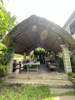 Point F Siargao,,3 star