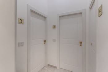 Ata Rooms Napoli,,0 star
