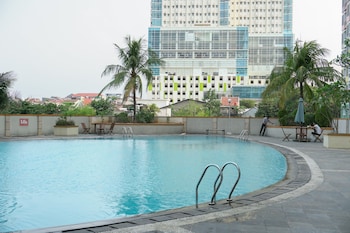 good location and cozy studio margonda residence 2 apartment