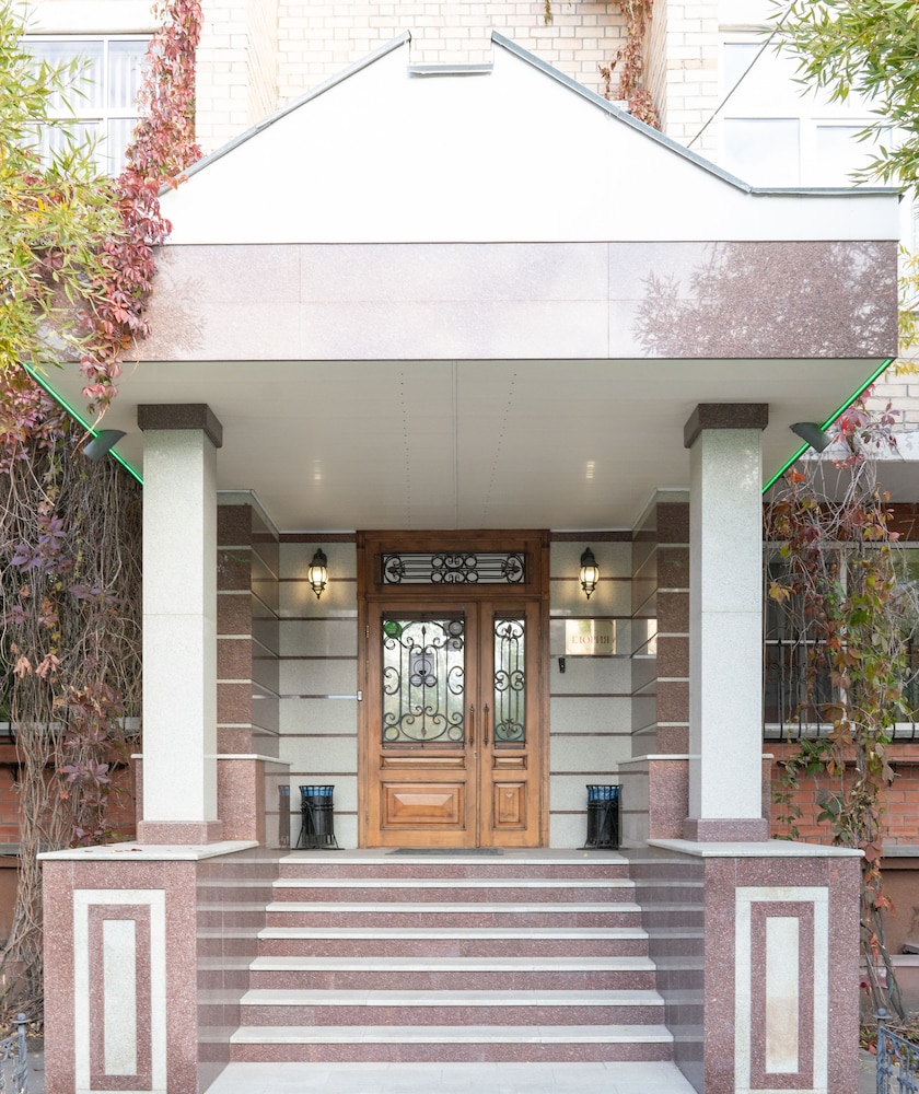 Gloria Hotel - Chelyabinsk,Chelyabinsk Oblast>>Chelyabinsk,3 star