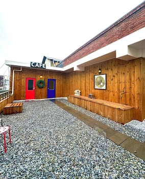 R Guesthouse Jongmyo,,2 star