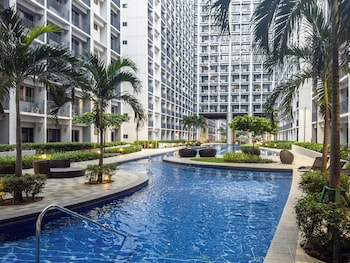gemstonebr in smdc shore 2 residences