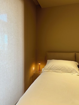 golden suites 2
