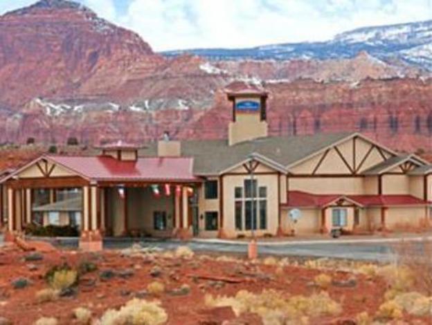 The Noor Hotel,Hanksville>>Bicknell,2 star