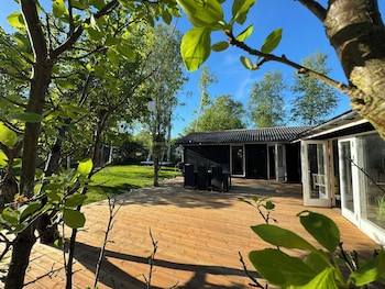 Big Renovated Cottage With Soul And Love,,3 star