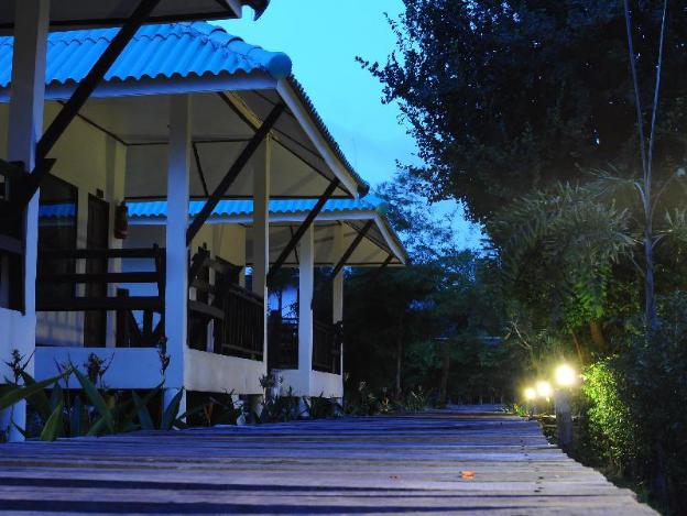 N.T. Lanta Resort,Saladan>>Ko Lanta,3 star