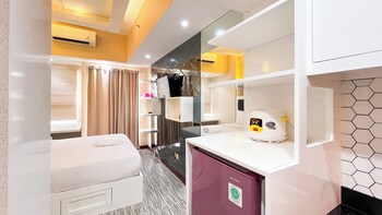 simply and cozy living studio vida view makassar apartment