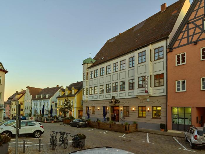 Lodner Hotel Drei Mohren,Nuremberg>>Lauingen,3 star