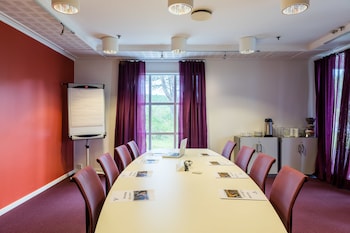 Dolmsundet Hotell Hitra,Melandsjøen>>Hitra,4 star