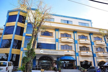 Crown Royale Hotel,Bataan>>Balanga,4 star