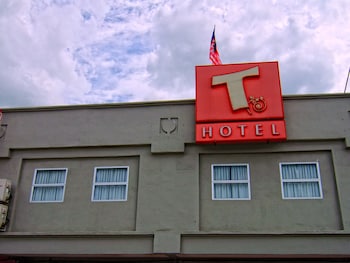 T Hotel Tandop