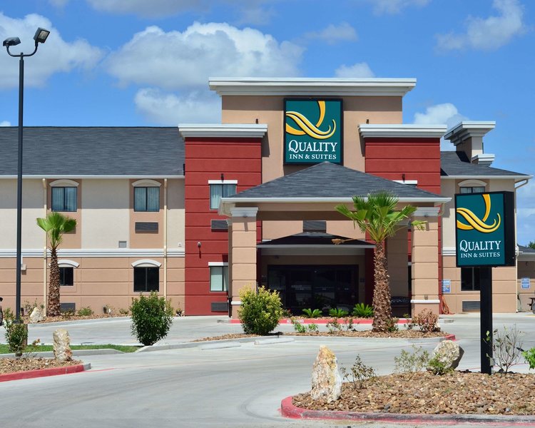 Quality Inn & Suites Kenedy - Karnes City,Karnes City>>Beeville,3 star