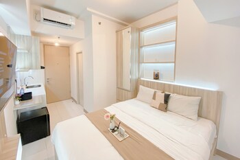 restfull studio at tokyo riverside pik 2 apartment
