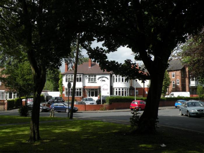 park crescent hotel