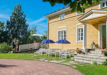 Koivulan Kartano,Lohja>>Helsinki,3 star