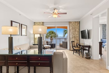 Ocean Front 1Br Suite With Direct Beach Access,,2 star