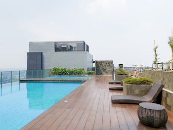 minimalist and serene 1br at bintaro embarcadero apartment