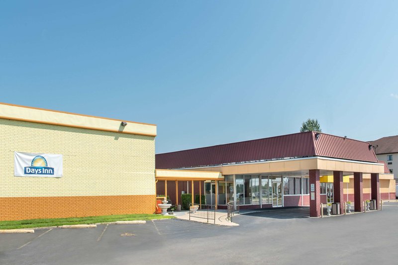 days inn by wyndham salem illinois