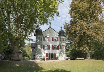 Youth Hostel Schaffhausen,Villmergen>>Schaffhausen,2 star