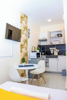 peaceful and unique studio jkia airport stay