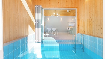stay osolchae pool villa pension