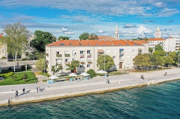 mona lisas view in zadar old town