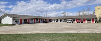 Blue Horse Motel,,3 star
