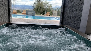 Los Laureles Glamping,,5 star
