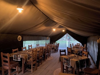 africa safari ngorongoro ndutu camping