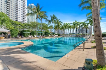 casiola residences at four seasons miami brickell