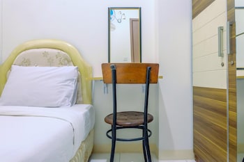 podomoro golf view 2br apartment near exit tol cimanggis