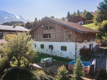 Wanderful Life Montblanc Refuge Haut De Gamme (Adults Only),,5 star