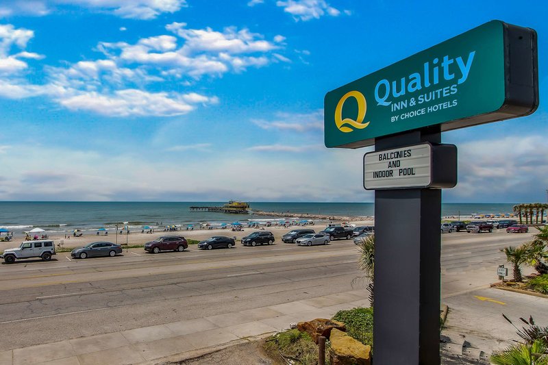 quality inn and suites galveston beachfront